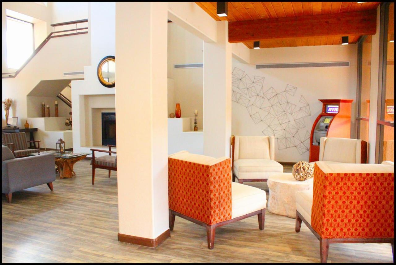 Ramada By Wyndham Tucson Airport Hotel Drexel Heights Exterior photo